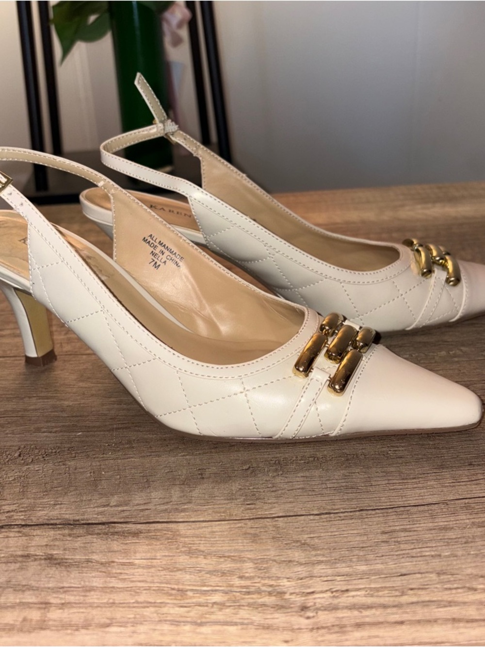 Karen Scott Women's Slingback Pump Size 7M Quilted Ivory with Gold Accent